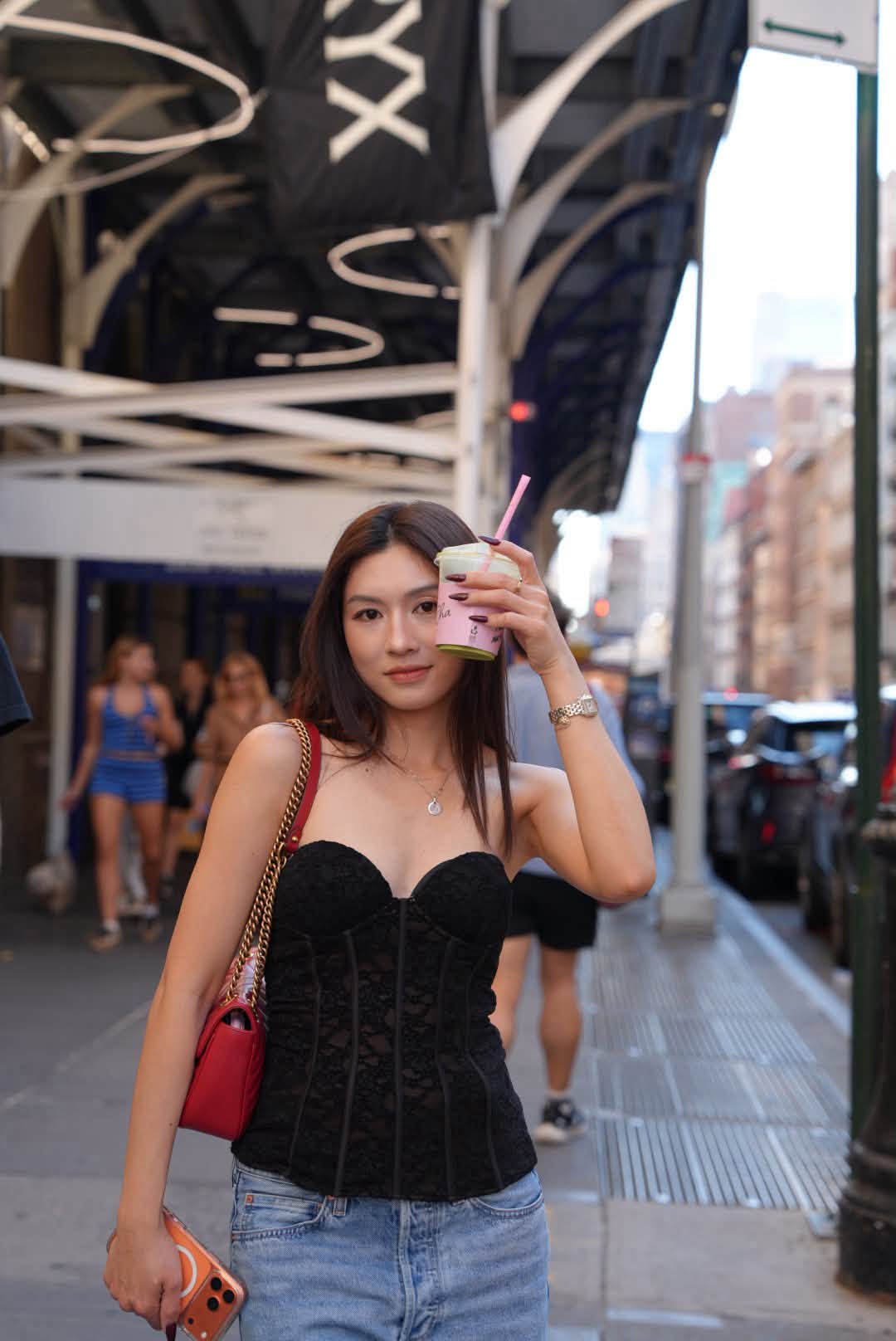 Beauty 02